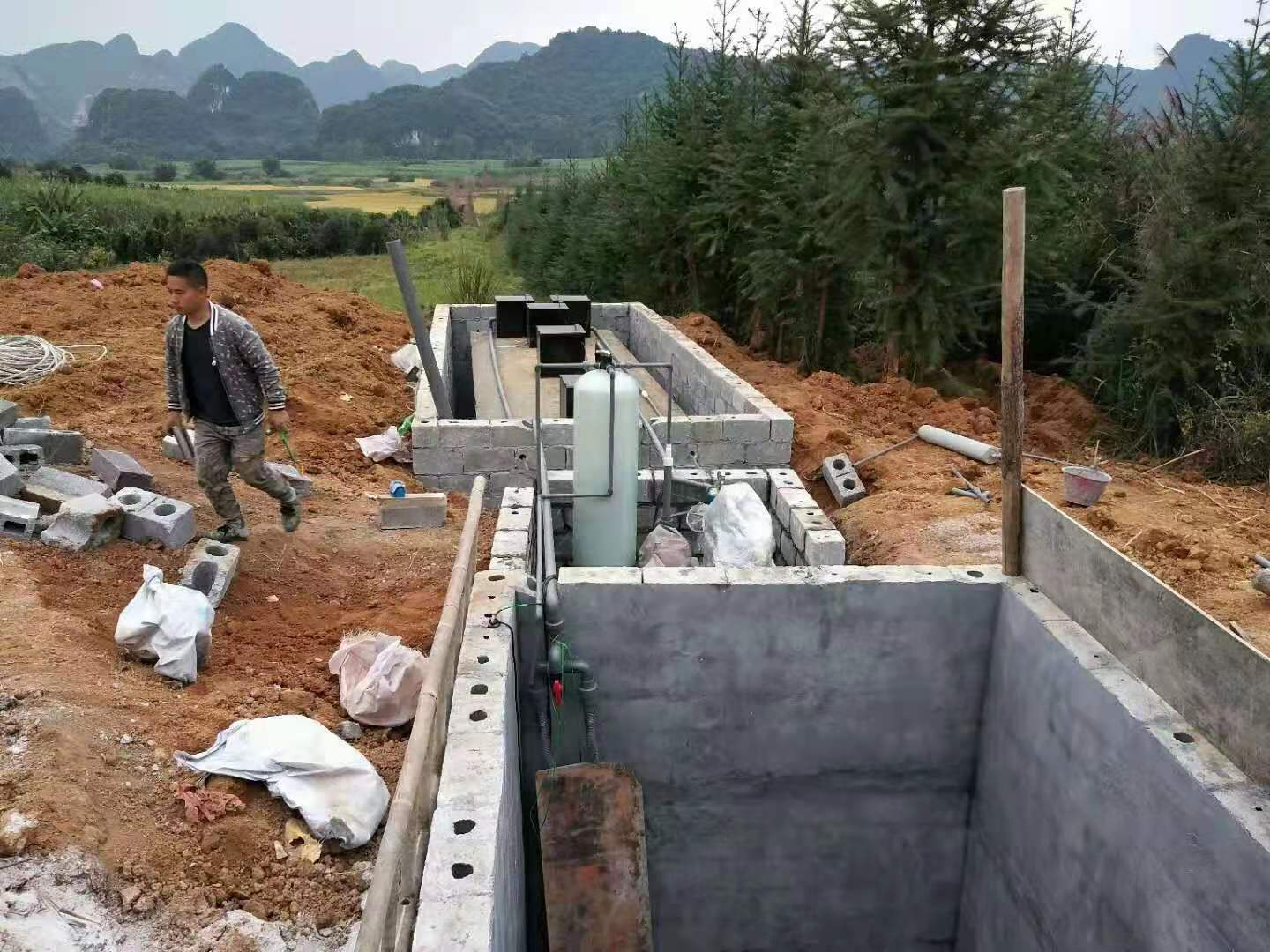 新農村污水處理設備